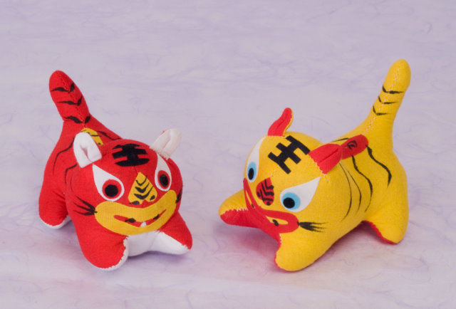 stuffed tigers